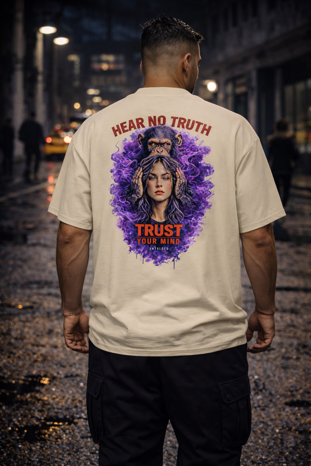 UNFOLDED – „Hear No Truth“ Oversized Unisex Bio-T-Shirt